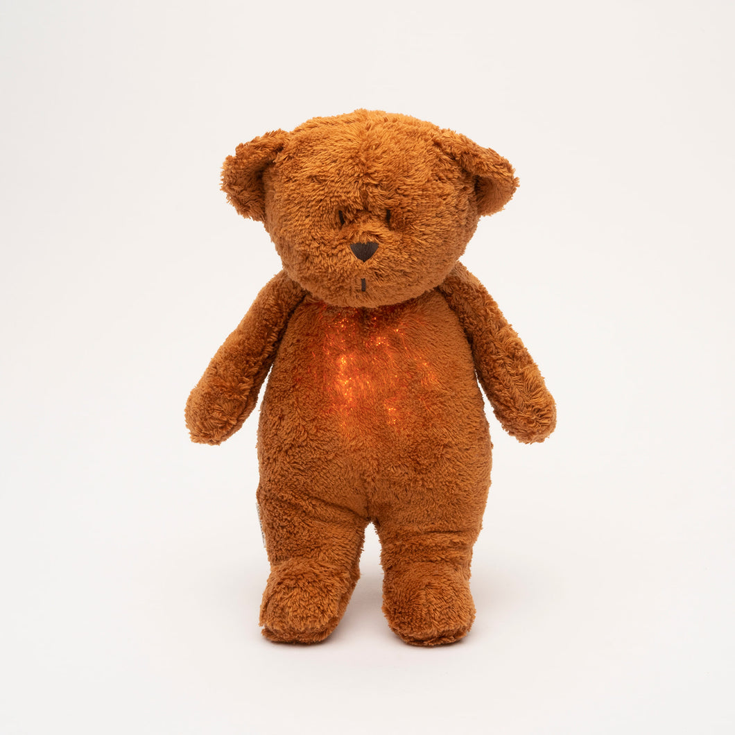 MOONIE 2.0 CARAMEL - ORGANIC HUMMING BEAR