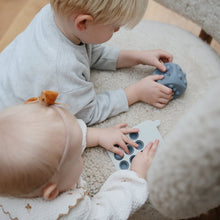 Mushie Dice Press Toy - Blush/Shifting Sands