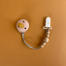Orbit Paci Clip