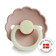 FRIGG Daisy - Round Latex Pacifier - Night Blush