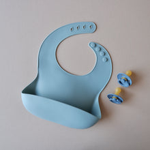 The Bucket Bib