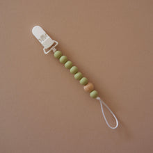 Newbie Paci Clip